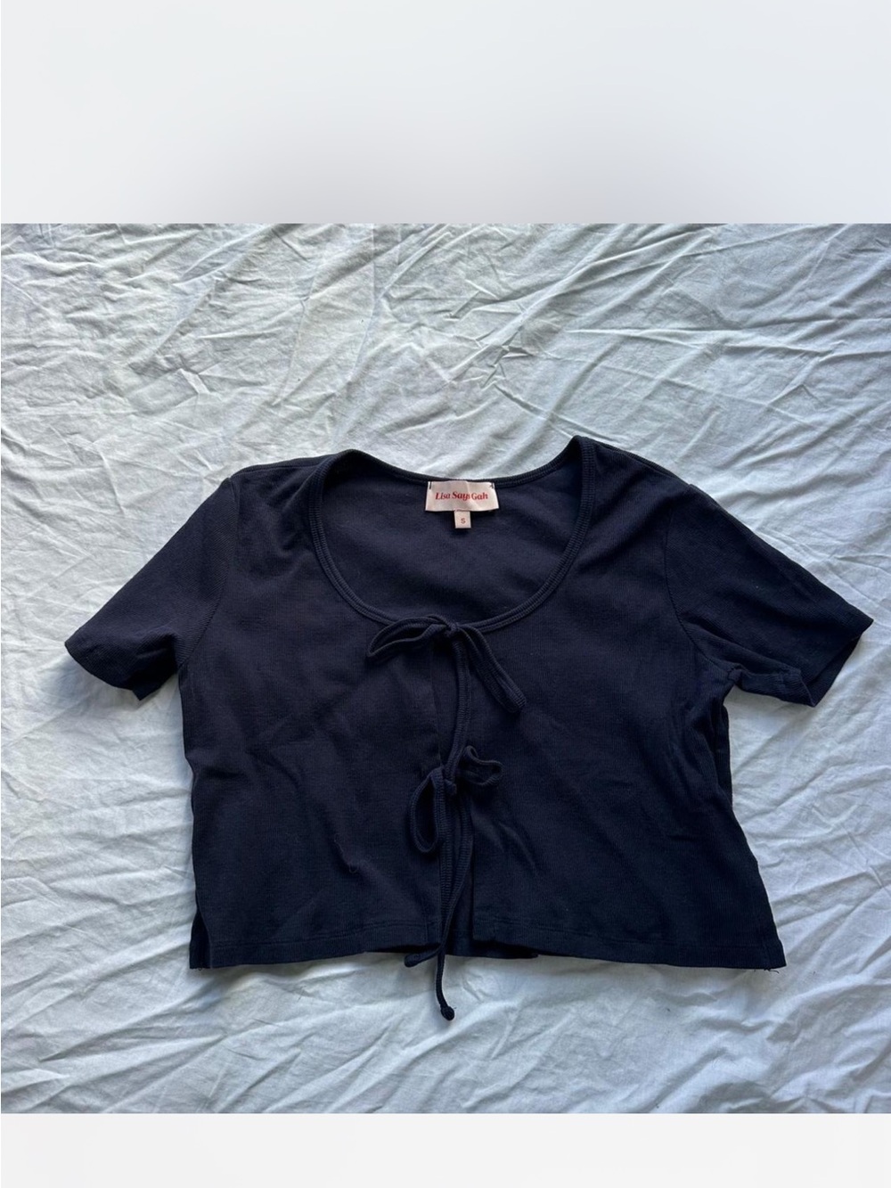 Lisa Says Gah Black Tie-Front Scoop Crop Top